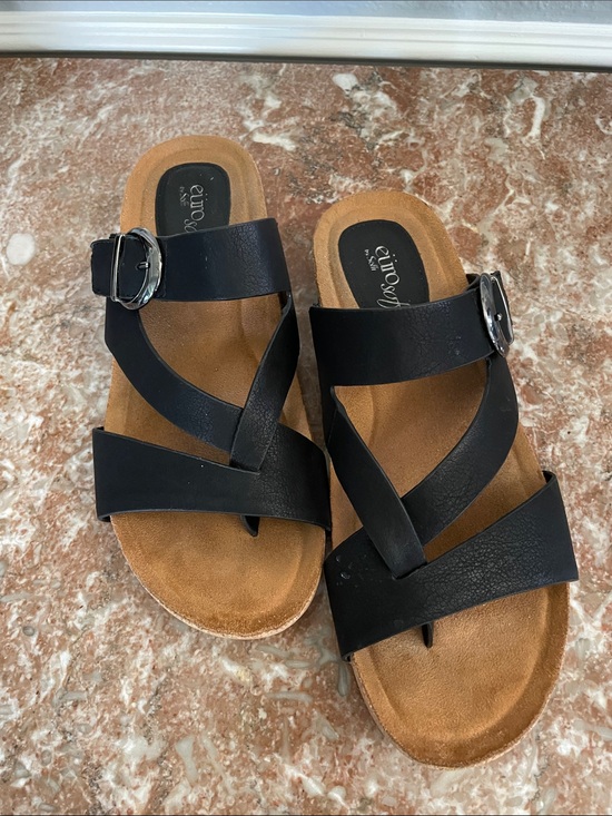 Eurosoft Shoes - EuroSoft Black Leather Crisscross Buckle Sandals for Women